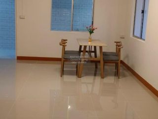 Casa adosada en venta de 3 habitaciones en Khlong Luang, Pathum Thani