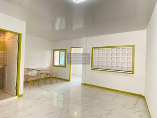 Reihenhaus zum Kauf mit 3 Zimmer in Bang Bua Thong, Nonthaburi