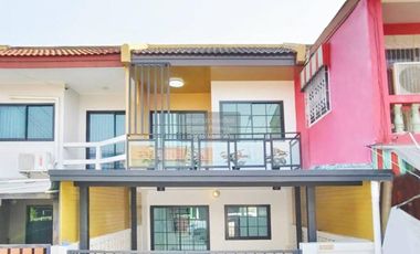 Reihenhaus zum Kauf mit 2 Zimmer in Bang Bua Thong, Nonthaburi