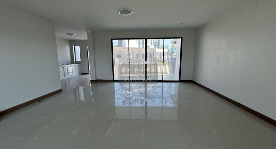 For sale 3 bedrooms townhouse in Cha Am, Phetchaburi