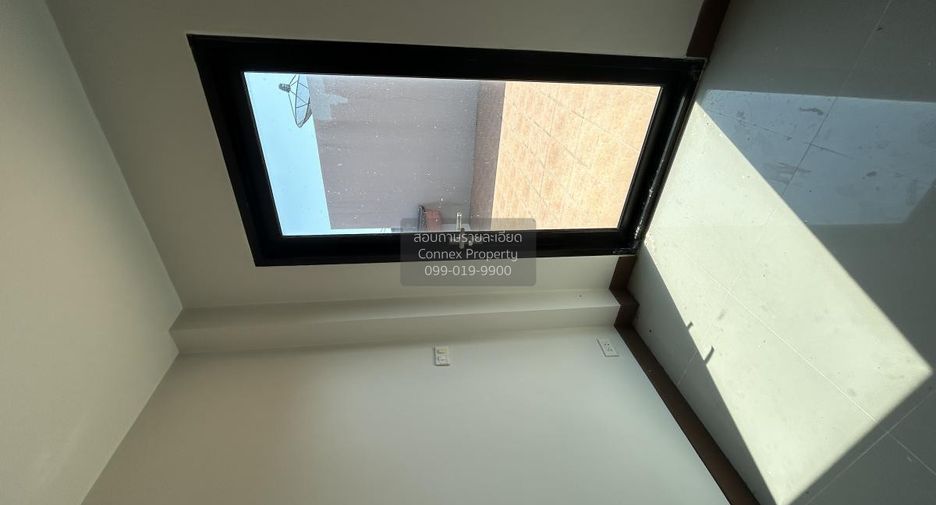For sale 3 bedrooms townhouse in Cha Am, Phetchaburi