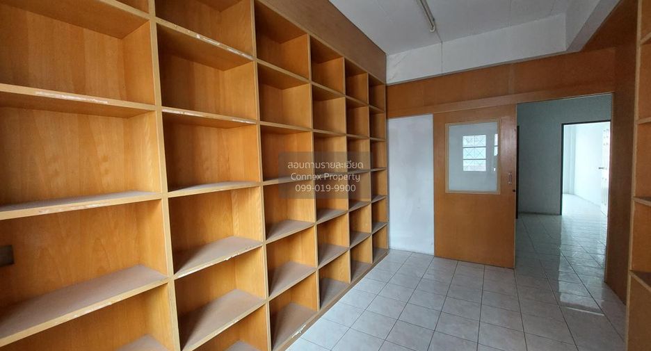For sale 2 bedrooms retail Space in Mueang Chon Buri, Chonburi