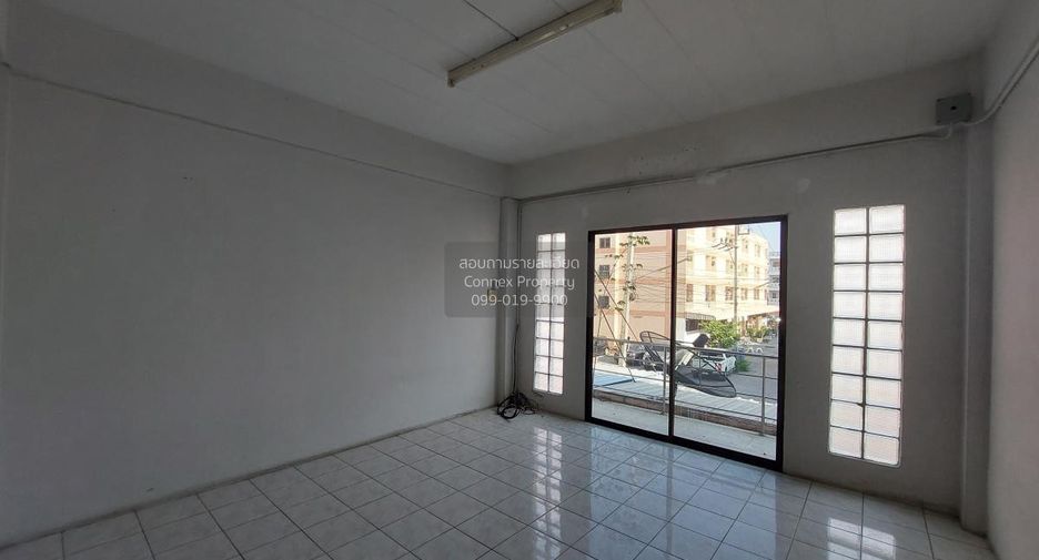 For sale 2 bedrooms retail Space in Mueang Chon Buri, Chonburi