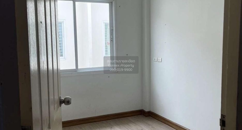 For sale 3 bedrooms townhouse in Mueang Chon Buri, Chonburi