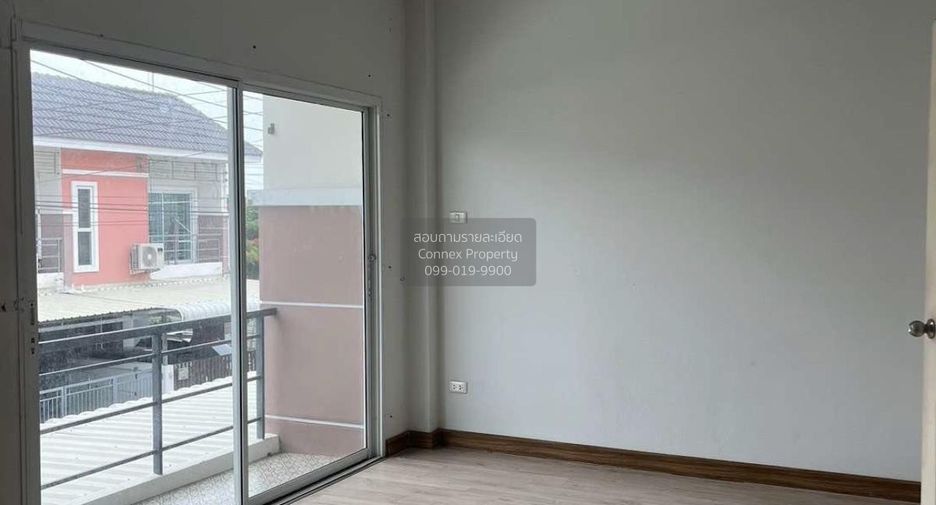For sale 3 bedrooms townhouse in Mueang Chon Buri, Chonburi