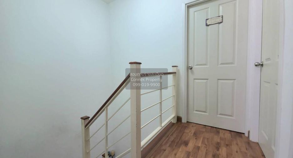 Casa adosada en venta de 3 habitaciones en Mueang Nonthaburi, Nonthaburi
