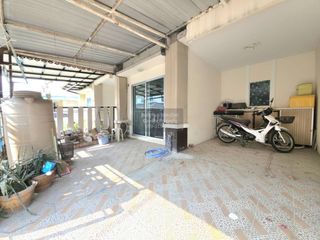 Casa adosada en venta de 3 habitaciones en Mueang Nonthaburi, Nonthaburi