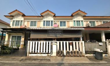 Casa adosada en venta de 3 habitaciones en Mueang Nonthaburi, Nonthaburi
