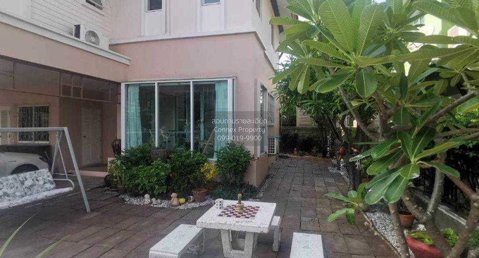 Haus zur Miete mit 3 Zimmer in Lat Phrao, Bangkok