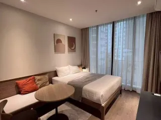 For sale studio condo in Khlong Toei, Bangkok