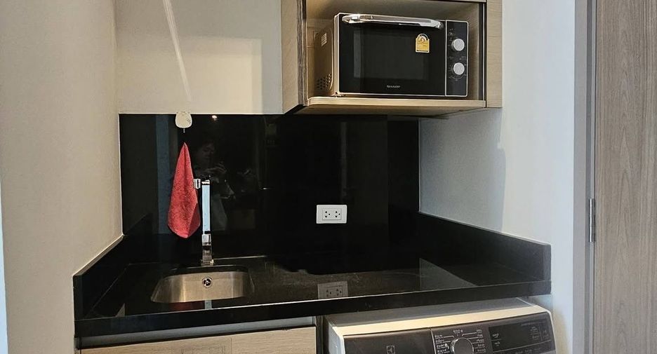 Condo en venta y en alquiler de estudio en Khlong Toei, Bangkok