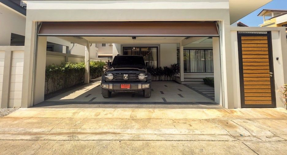 À louer 4 chambres villa à Bang Lamung, Chonburi