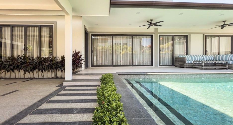 À louer 4 chambres villa à Bang Lamung, Chonburi