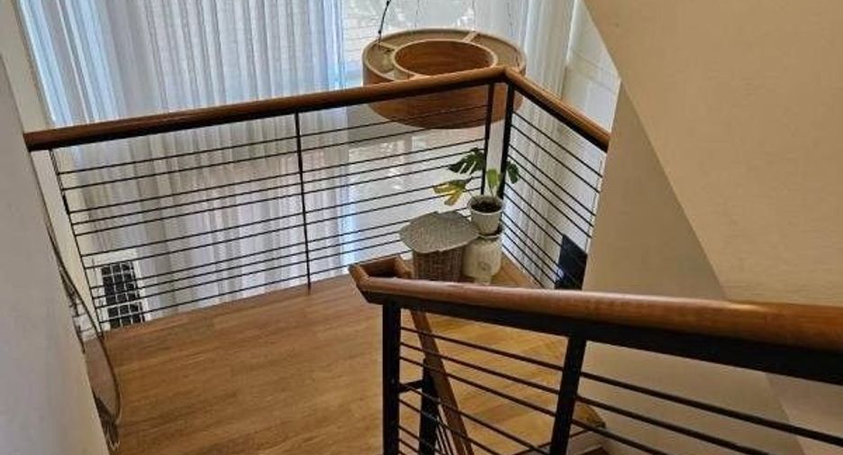 Reihenhaus zur Miete mit 3 Zimmer in Watthana, Bangkok