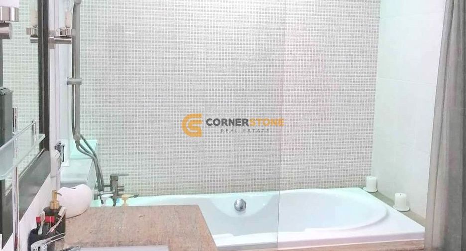 For rent 2 bedrooms condo in Na Jomtien, Pattaya