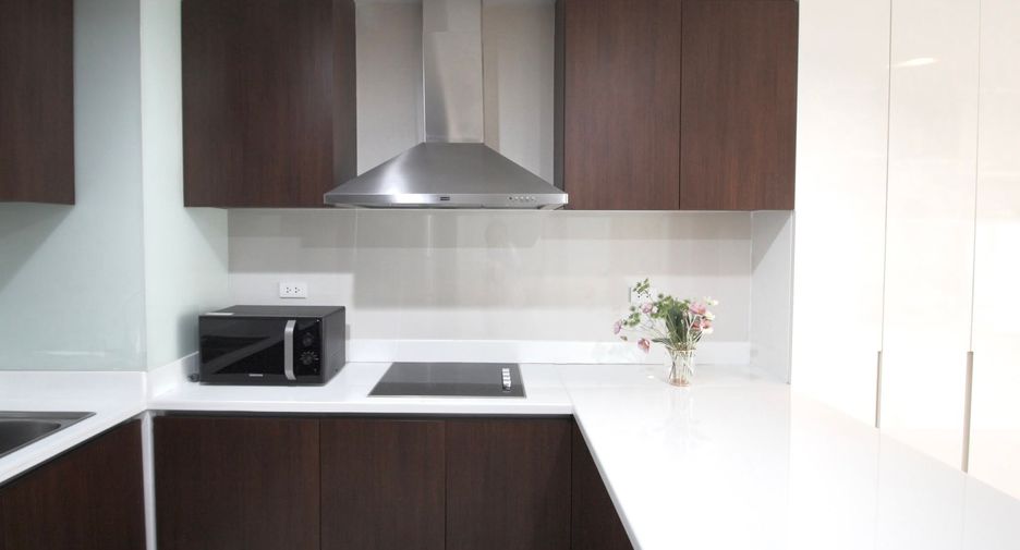 For rent and for sale 2 bedrooms condo in Pathum Wan, Bangkok