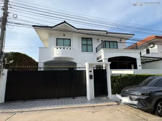 For sale 3 bedrooms villa in Bang Lamung, Chonburi