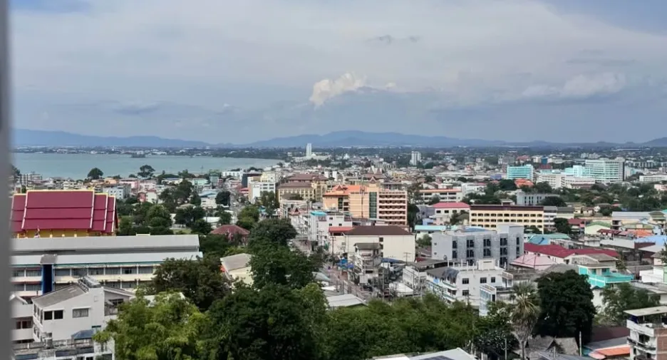 For sale studio condo in Bang Lamung, Chonburi