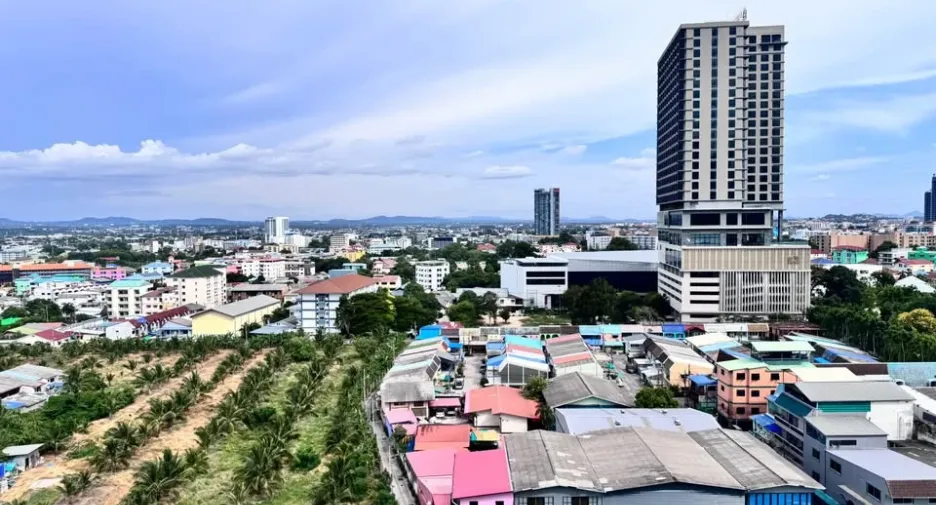For sale studio condo in Bang Lamung, Chonburi