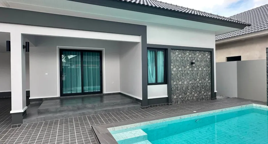 For sale 3 bedrooms villa in Bang Lamung, Chonburi