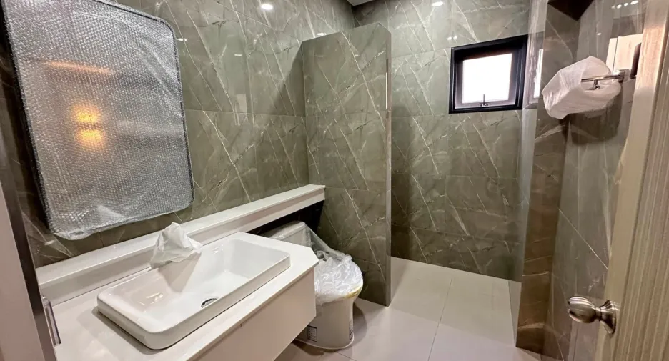 For sale 3 bedrooms villa in Bang Lamung, Chonburi