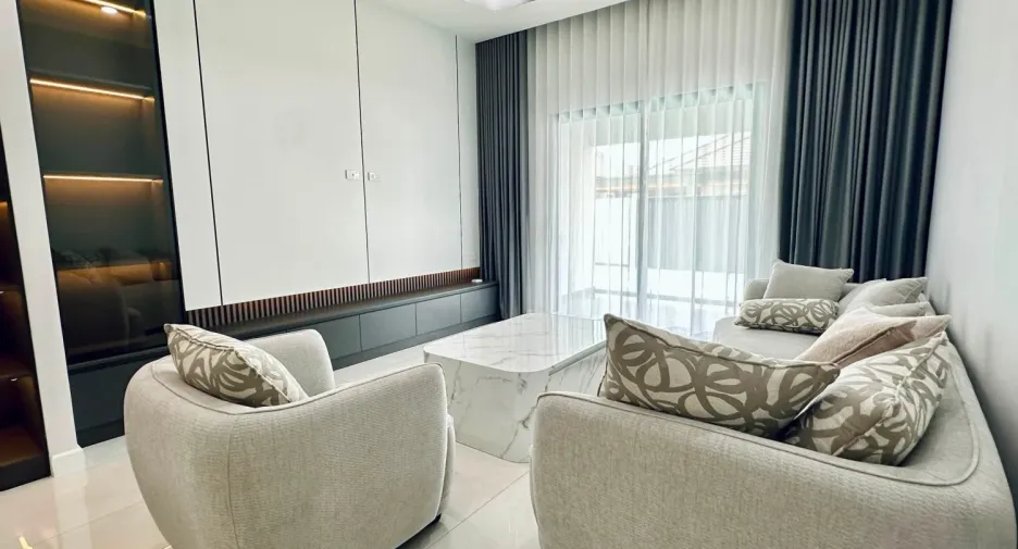 For sale 3 bedrooms villa in Bang Lamung, Chonburi