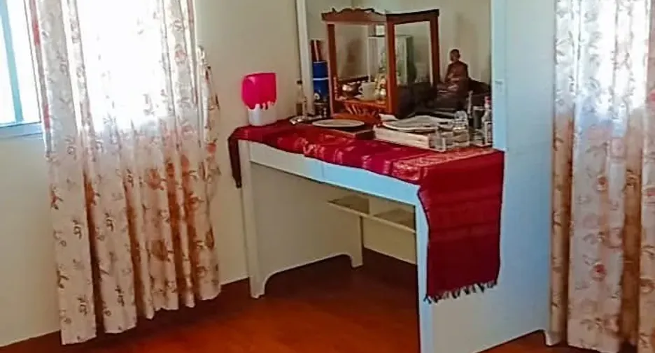 À vendre 4 chambres maison à Saraphi, Chiang Mai