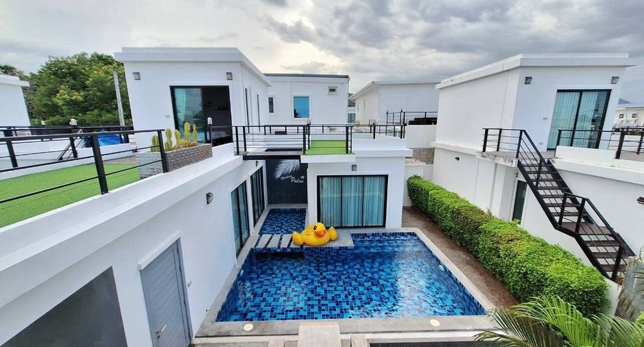 For rent 3 bedrooms villa in Hua Hin, Prachuap Khiri Khan