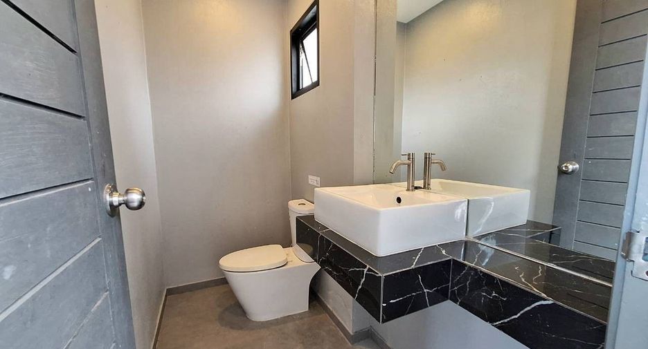 For rent 3 bedrooms villa in Hua Hin, Prachuap Khiri Khan