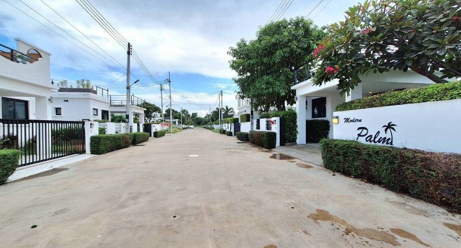 For rent 3 bedrooms villa in Hua Hin, Prachuap Khiri Khan