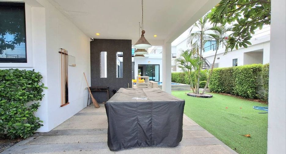 For rent 3 bedrooms villa in Hua Hin, Prachuap Khiri Khan