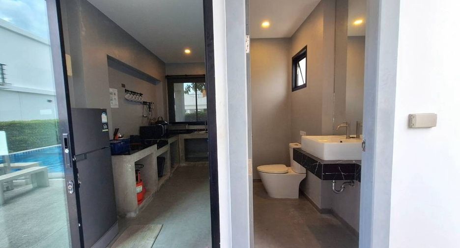For rent 3 bedrooms villa in Hua Hin, Prachuap Khiri Khan