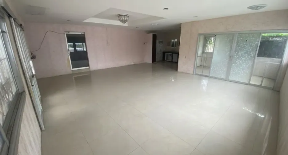À vendre 5 chambres maison à Mueang Saraburi, Saraburi