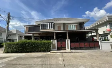 Casa en venta de 5 habitaciones en Bang Yai, Nonthaburi