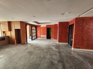 Продажа 2 спальни кондо в Суан Луанг, Бангкок