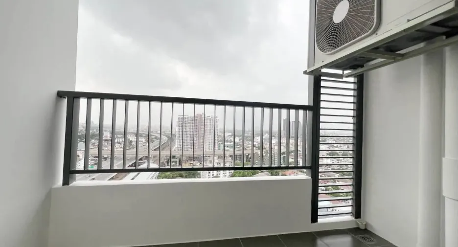 À louer et à vendre 2 chambres condo à Bang Sue, Bangkok