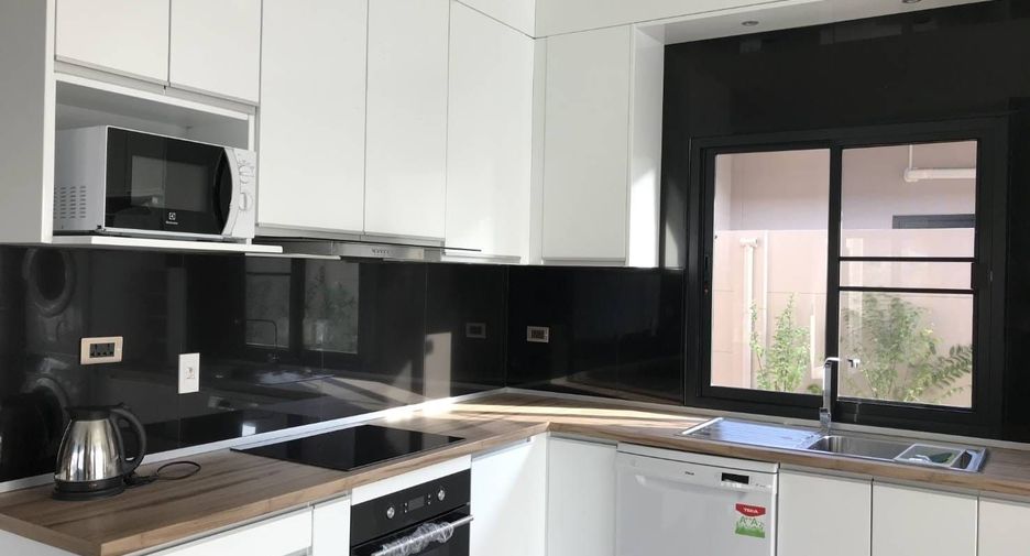 For rent 3 bedrooms villa in Huay Yai, Pattaya