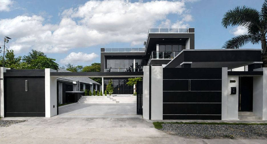 Villa en venta de 4 habitaciones en Hua Hin, Prachuap Khiri Khan