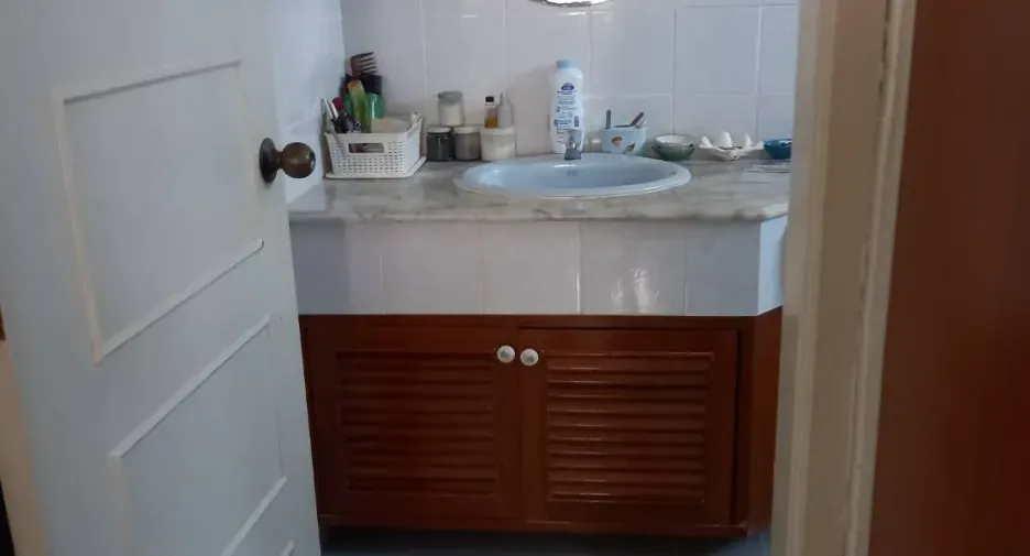 For sale 4 bedrooms house in Saphan Sung, Bangkok