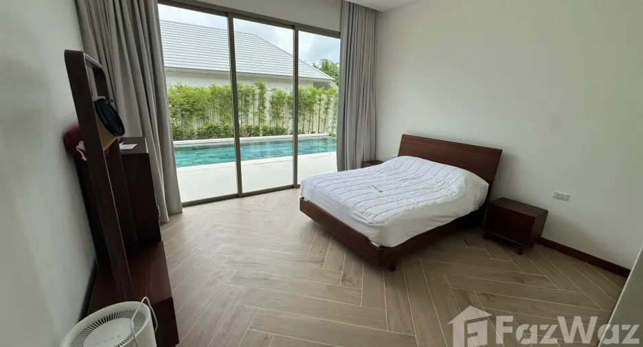 For rent and for sale 4 bedrooms villa in Thalang, Phuket
