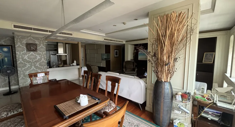For sale 7 bedrooms condo in Pathum Wan, Bangkok
