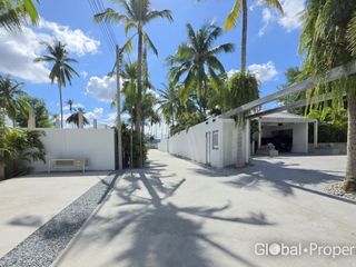 Haus zum Kauf mit 4 Zimmer in Bang Lamung, Chonburi