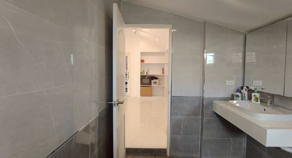 For sale 2 bedrooms house in Jomtien, Pattaya