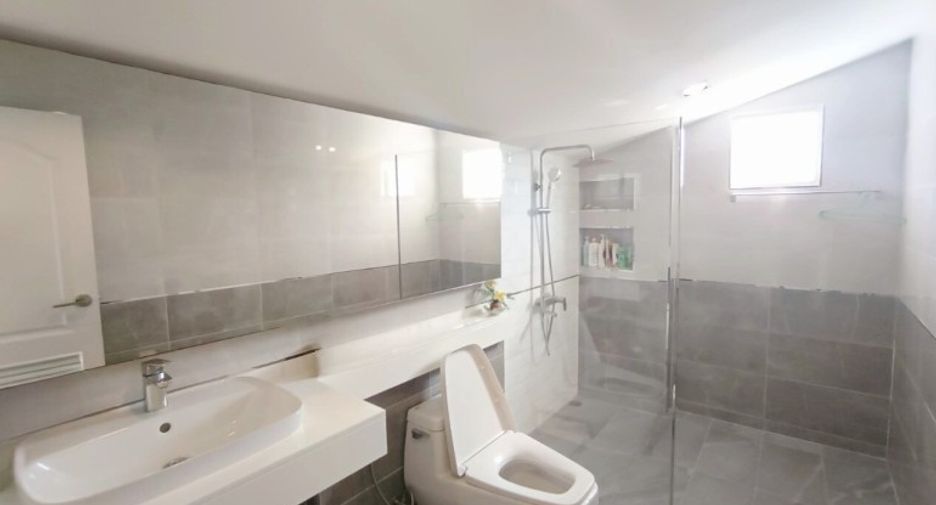For sale 2 bedrooms house in Jomtien, Pattaya