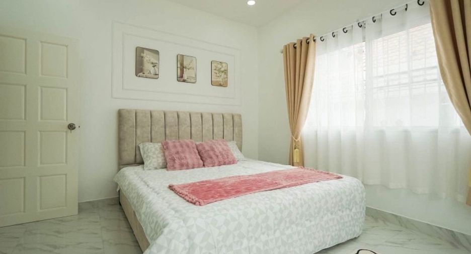 For sale 4 bedrooms house in Bang Lamung, Chonburi