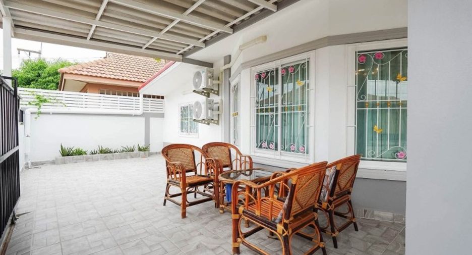 For sale 4 bedrooms house in Bang Lamung, Chonburi