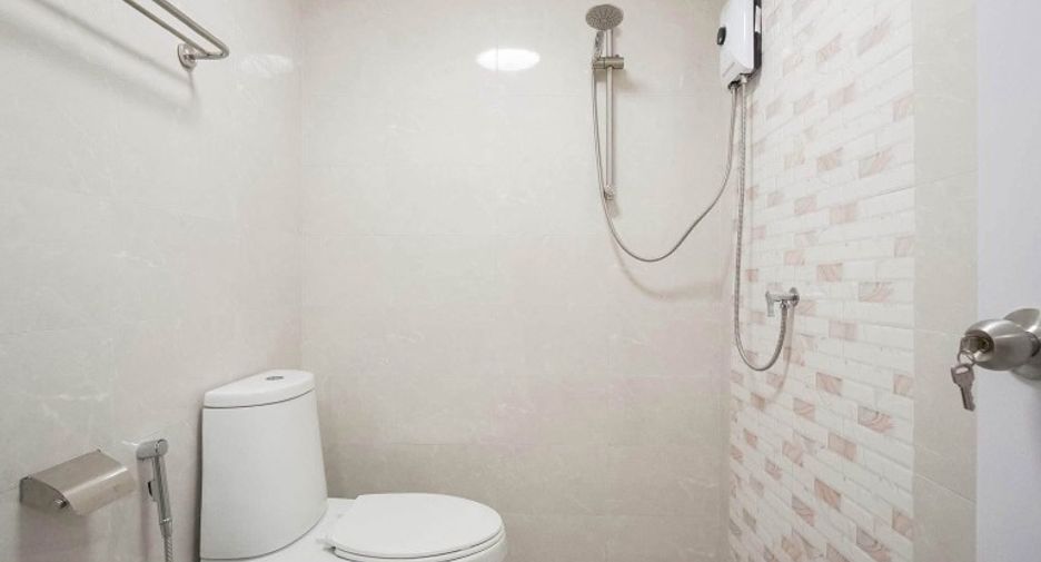 For sale 4 bedrooms house in Bang Lamung, Chonburi