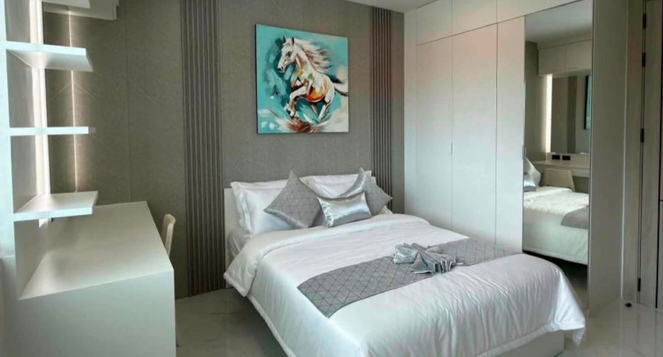 For sale 6 bedrooms house in Bang Lamung, Chonburi