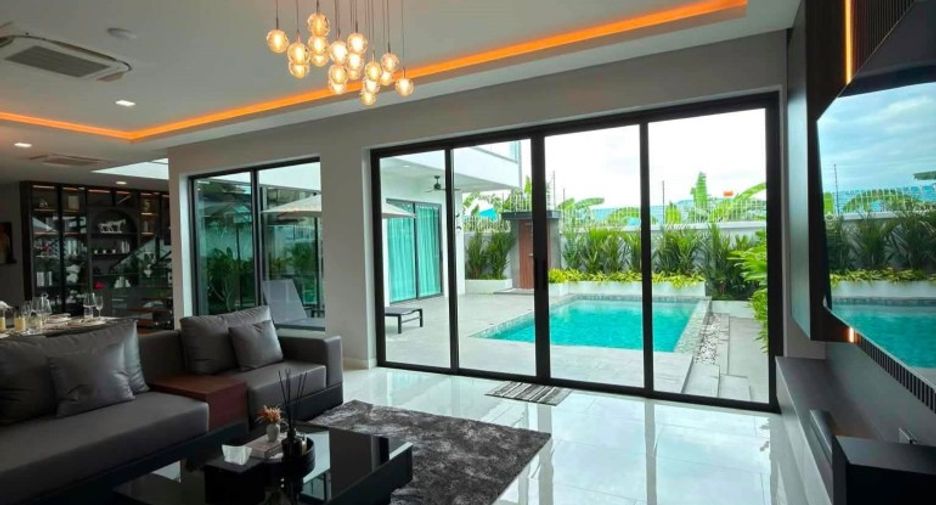For sale 6 bedrooms house in Bang Lamung, Chonburi