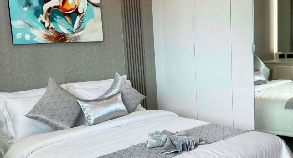 For sale 6 bedrooms house in Bang Lamung, Chonburi